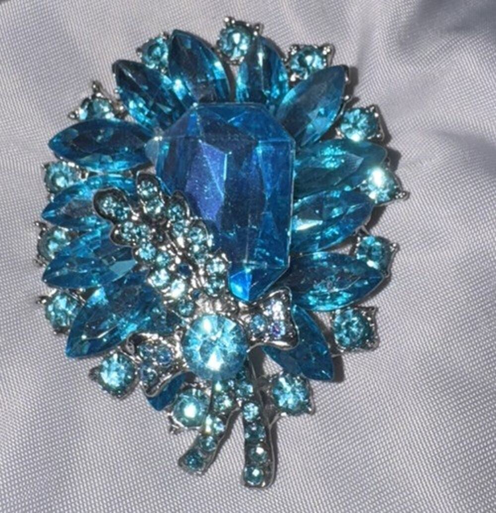 Large Blue Rhinestone Flower Bouquet Brooch Silver Tone Statement Jewelry Pin